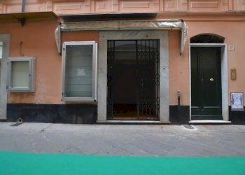 Facciata - Negozio Via Roma, Lavagna - foto 1