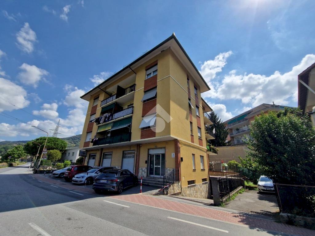 Three-room apartment Via Don Luigi Sturzo, Sant'Olcese - photo 1