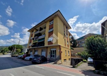 Trilocale Via Don Luigi Sturzo, Sant'Olcese - foto 1