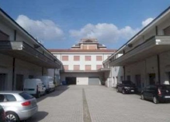 Capannone Carpi - foto 1