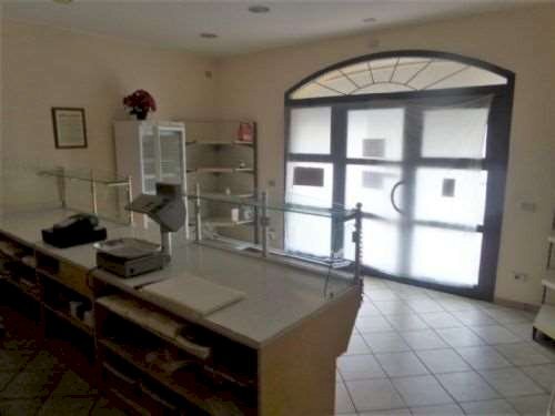 Shop Soliera - photo 1