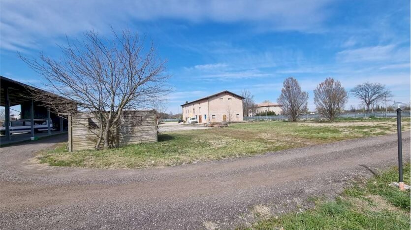 Farm Carpi - photo 3