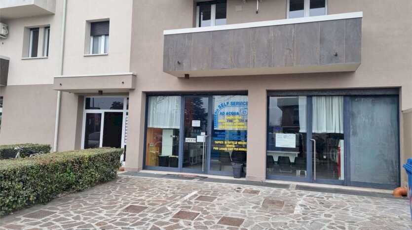 Negozio Carpi - foto 1