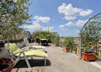 terrazza - Attico via Bocca di Leone, 45, Roma (zona Centro Storico) - foto 2