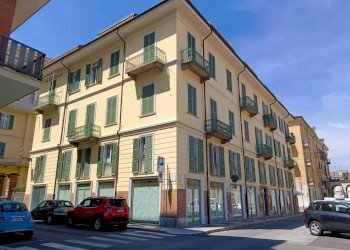 Ufficio via Goffredo Mameli, 4, Cuneo (zona Centro) - foto 1