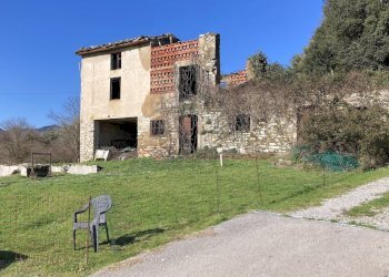 vendesi rudere lucca colline IMG_4731.jpeg - Casale via di villa pardini lucca, Lucca - foto 2