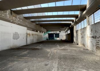 capannone - Locale Commerciale Viale Europa, Bari - foto 5