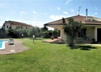 Villa Ceriale - photo 1