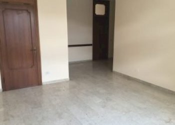 Commercial Premises Vignola - photo 2