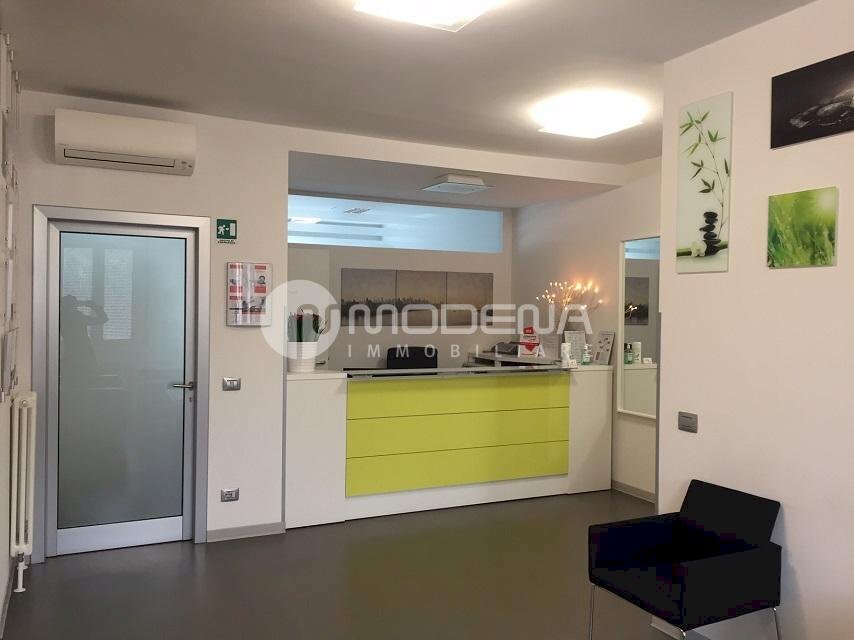 Commercial Premises Modena - photo 1