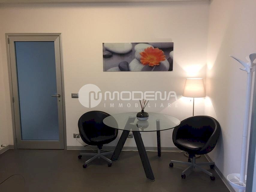 Commercial Premises Modena - photo 2