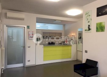 Commercial Premises Modena - photo 1