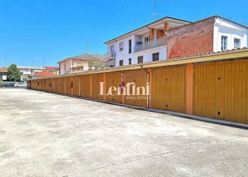 Appartamento via Giovanni Battista Cagliero, 7, Casale Monferrato - foto 14