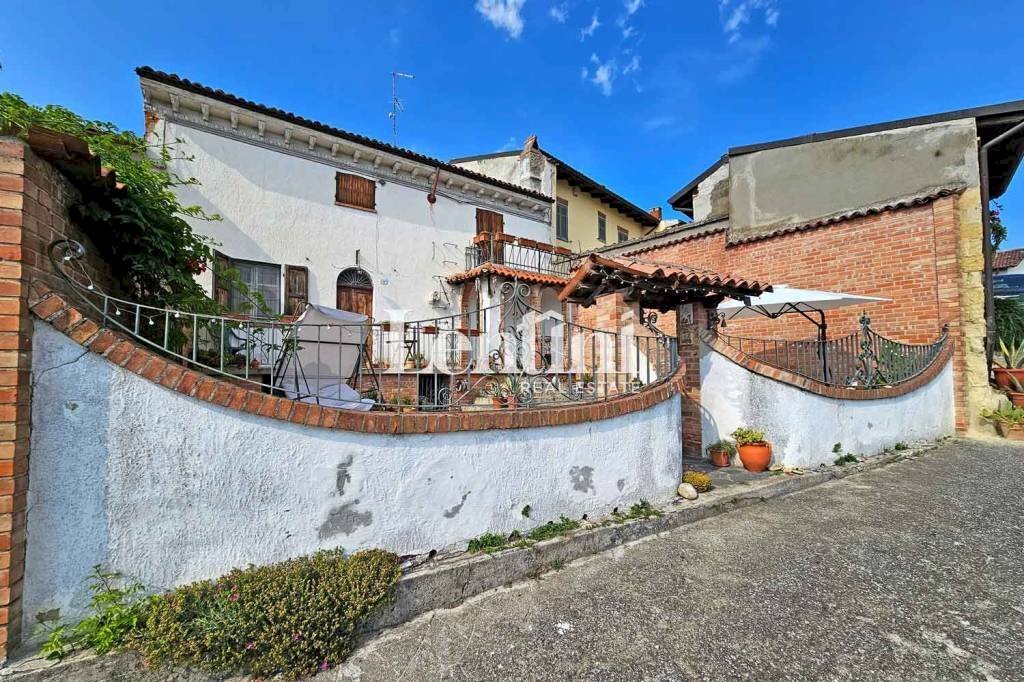 Facciata - Villa via Roma, 3, Treville - foto 2