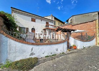Facciata - Villa via Roma, 3, Treville - foto 2