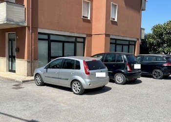 dettagli - Locale Commerciale Via Corta 36, Passignano sul Trasimeno - foto 13
