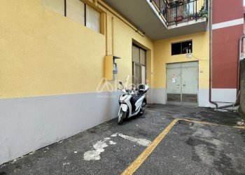 FC430_in affitto fondo commerciale di ampia metrat - Capannone Arcola - foto 12