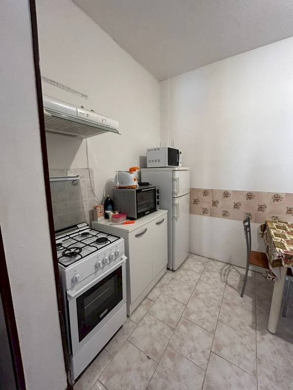 Cucina - Trilocale via Massimo d'Azeglio, 65, Bologna (zona Costa Saragozza) - foto 2