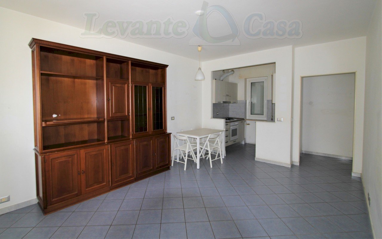 001 - Zona giorno (6).jpg - Appartamento Recco - foto 1