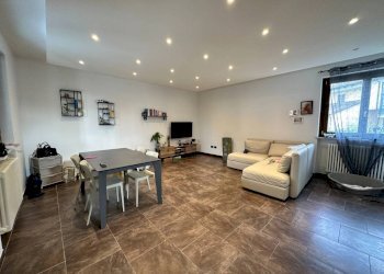 Salone - Villa via Don Antonio Zappino, Carmagnola - photo 15