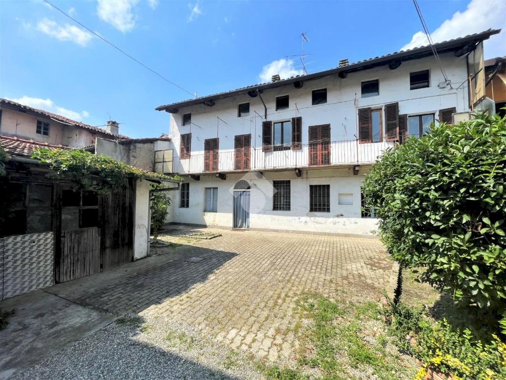 Semi-detached house Via Clerico, Crescentino - photo 1