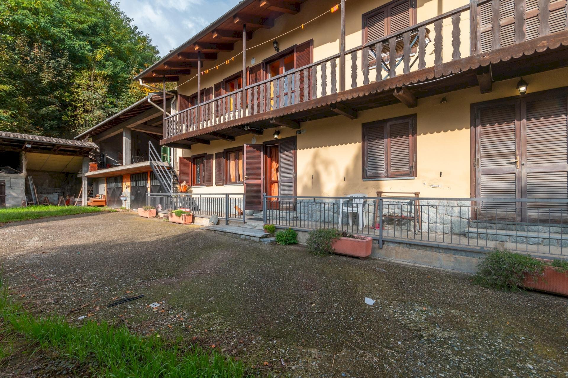 Farmhouse Via Cave, 464, Bagnolo Piemonte - photo 1