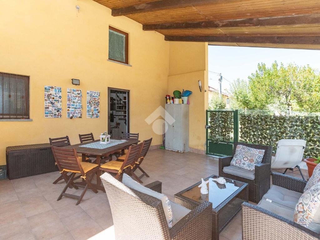 Casa semi indipendente Via bruna, San Francesco al Campo - foto 1