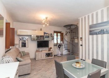 Casa semi indipendente Via bruna, San Francesco al Campo - foto 4