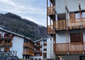 Facciata - Bilocale strada Provinciale del Melezet, Bardonecchia - foto 8