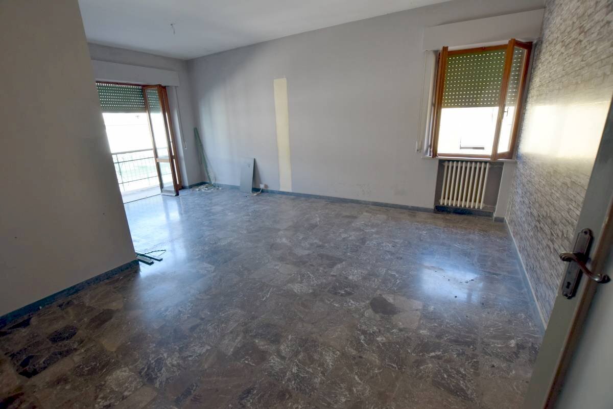 Four-room apartment Alessandro Volta, San Benedetto del Tronto - photo 2