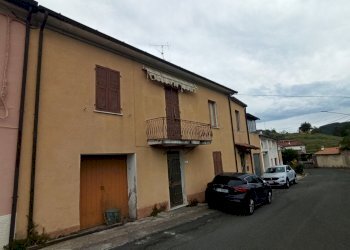 IMG_20230804_154833.jpg - Casa semi indipendente Fivizzano - foto 2