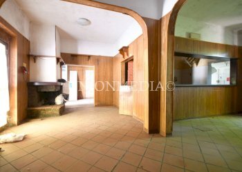 2.jpg - Locale Commerciale Via Provinciale, Arcola - foto 2