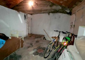 int. 1 piano 1 bagno - Appartamento Via Campi 7, Serra Riccò - foto 30