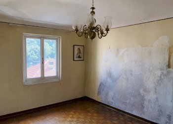 Camera - Appartamento Via Martiri della Libertà 6, Campomorone - foto 10