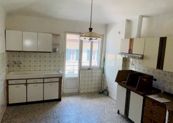 Cucina - Appartamento Via Martiri della Libertà 6, Campomorone - foto 21