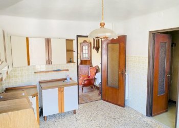 cucina - Appartamento Via Martiri della Libertà 6, Campomorone - foto 23