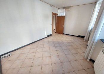 camera 3 - Office Campomorone - photo 13