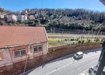 vista camera 1 - Appartamento Genova - foto 10