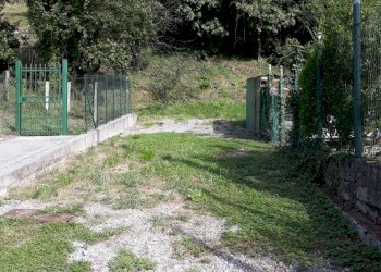 ingresso terreno - Terreno edificabile Serra Riccò - foto 4