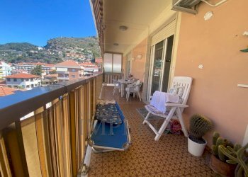 balcone - Bilocale Passeggiata Trento e Trieste, Ventimiglia - foto 6