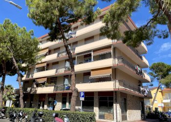 image00004.jpeg - Appartamento San Bartolomeo al Mare - foto 1