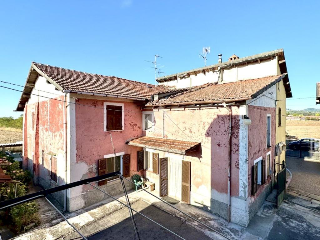 Villa Str. Strada Grande, Novi Ligure - photo 2