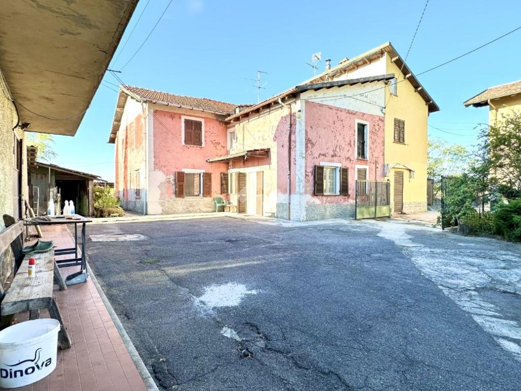 Villa Str. Strada Grande, Novi Ligure - photo 3