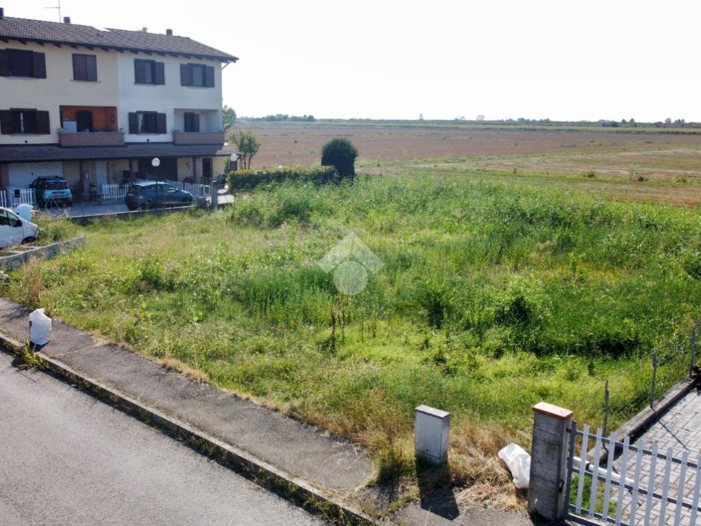 Building land Via L. Landi, Cadelbosco di Sopra - photo 3