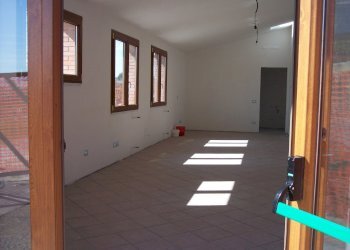 100_1427.JPG - Commercial Premises San Giuliano Terme - photo 1