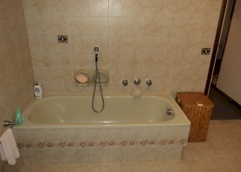 DSC01690.JPG - Porzione di casa Stazzema - foto 16