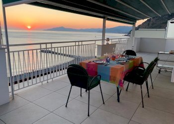 87806F69-C8D2-497F-ACA8-59246259074E.jpg - Appartamento Viale Mazzini, Sestri Levante - foto 1