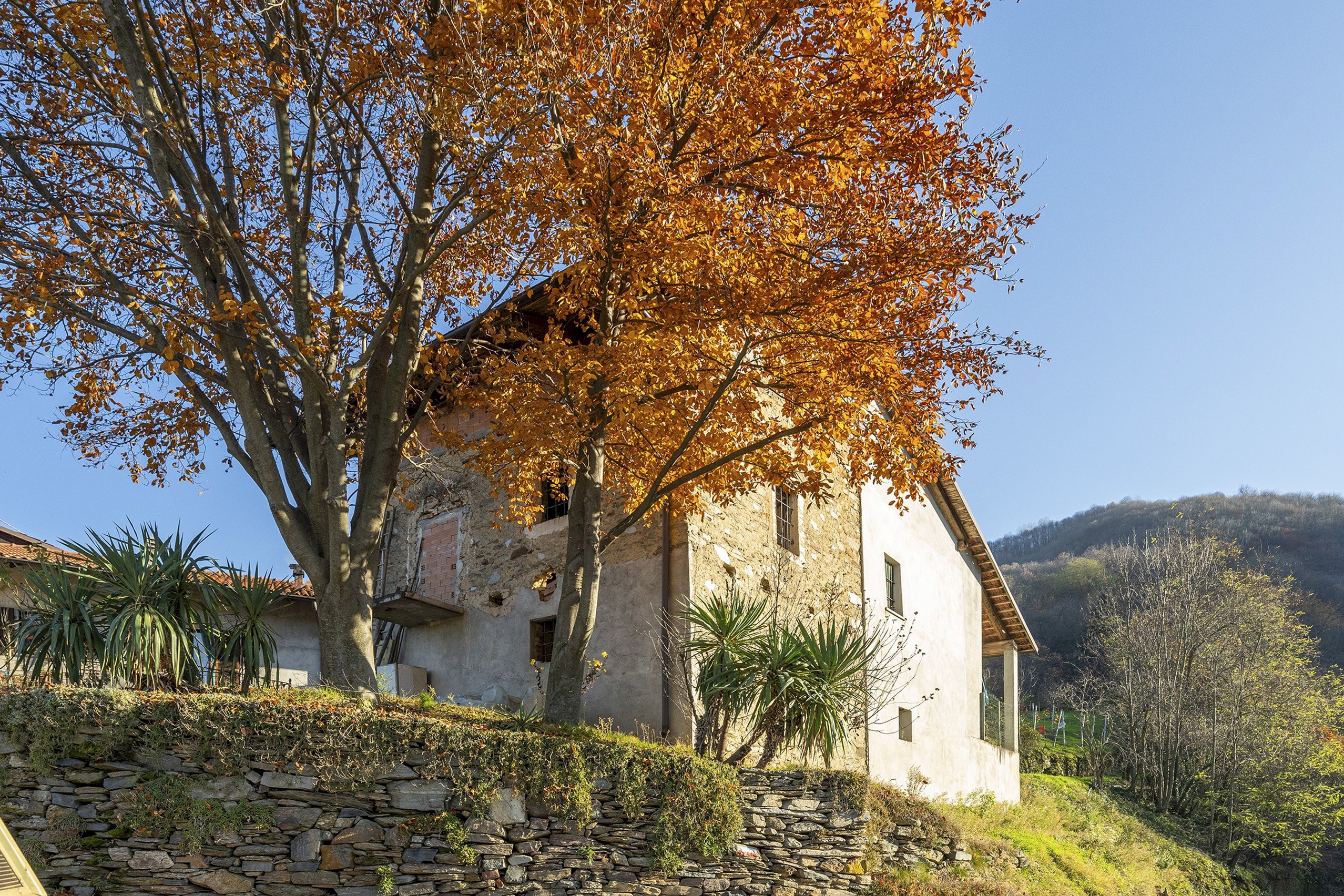 Portion of a house Via Rossi, Brondello - photo 3