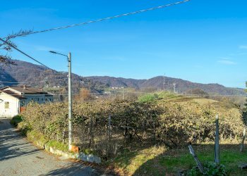 Portion of a house Via Rossi, Brondello - photo 4