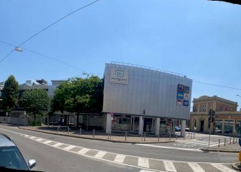 Box via della Liberazione, 15, Bologna (zona Bolognina) - foto 9